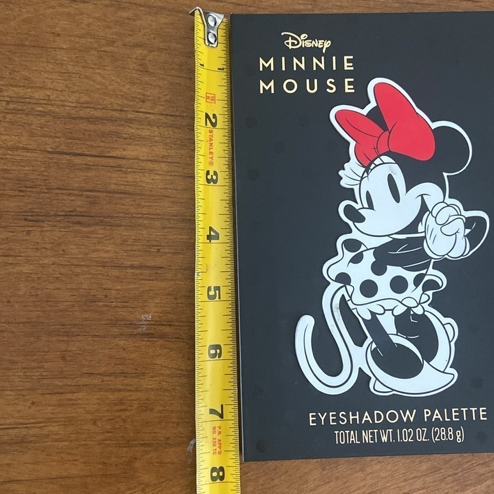 NEW Disney Minnie Mouse 12 pan Eyeshadow Mirror Palette Disneyland Princess - Picture 6 of 10